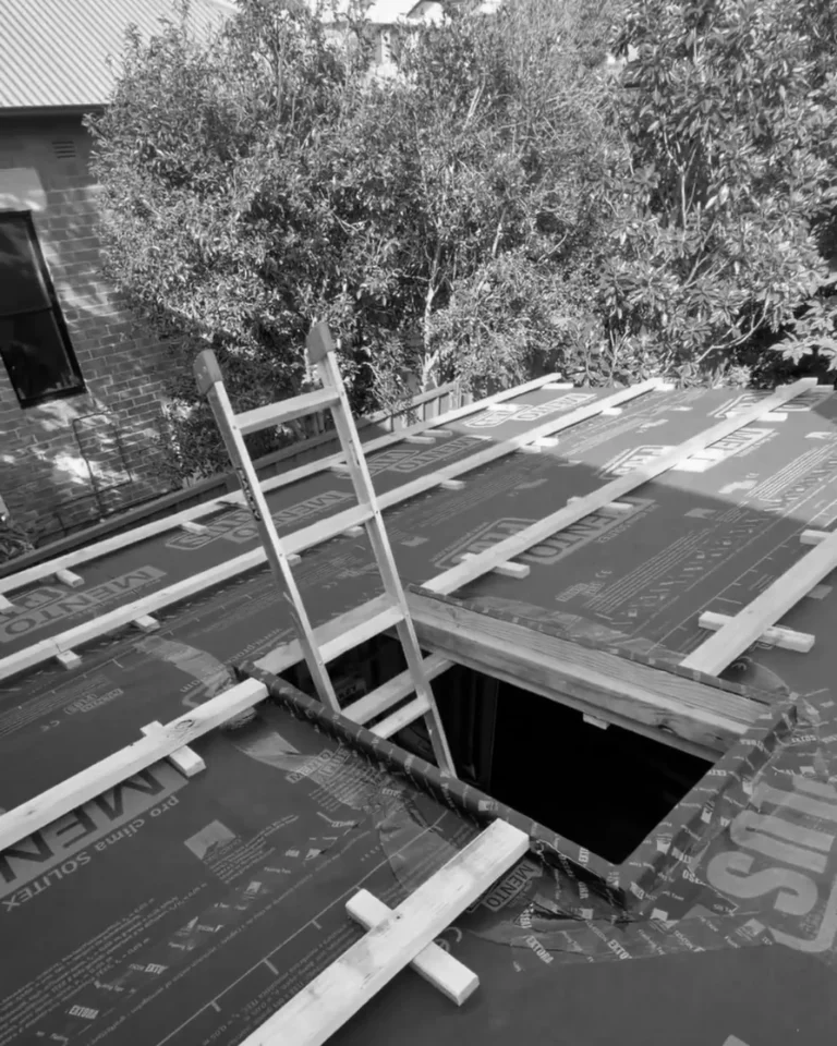 Roof membrane and battens ahead of roofing